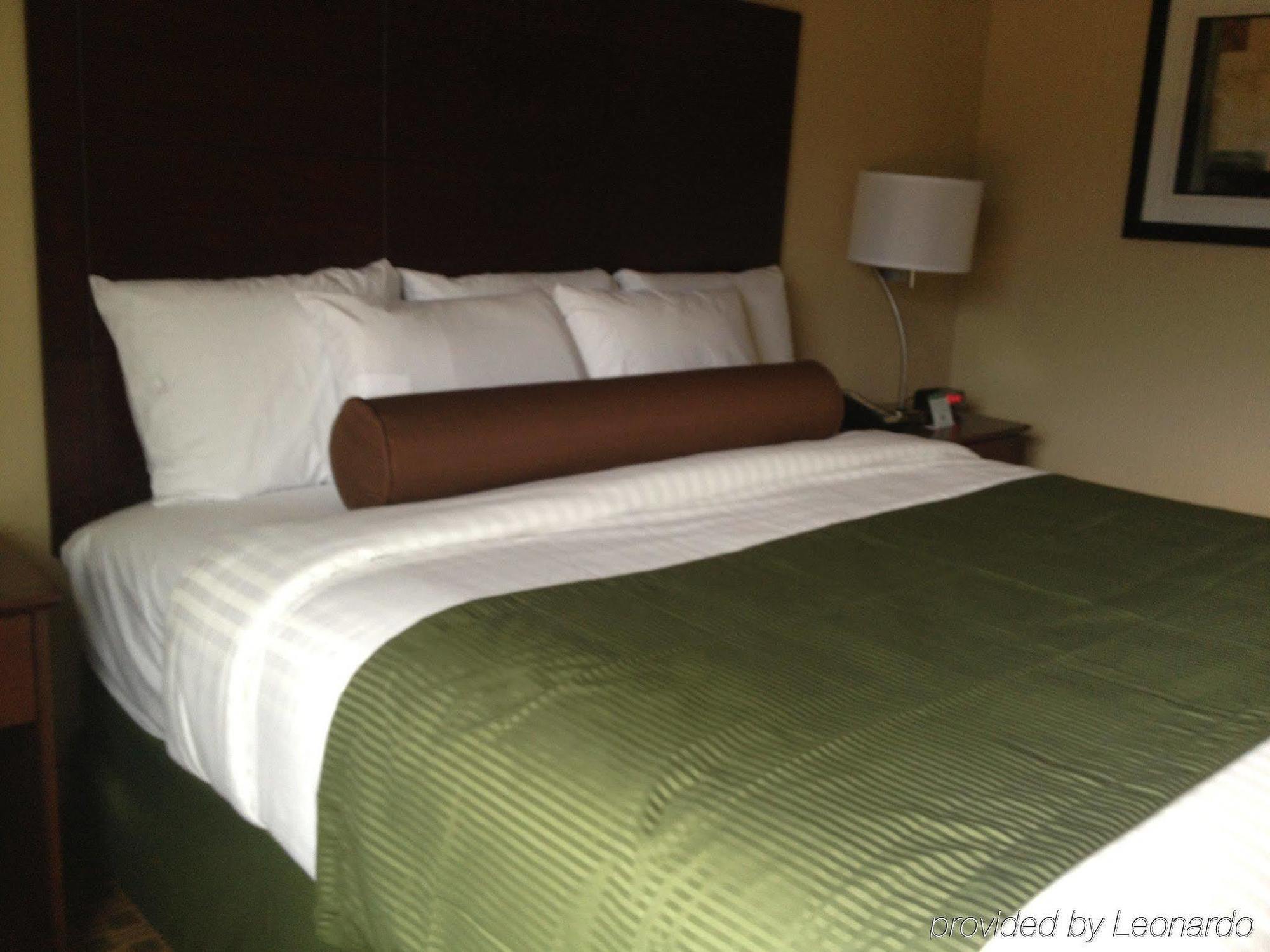 Cobblestone Inn & Suites - Hartington Екстериор снимка