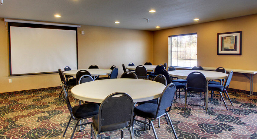 Cobblestone Inn & Suites - Hartington Екстериор снимка